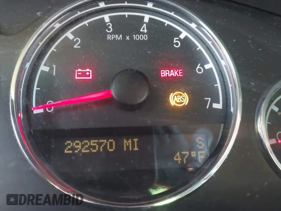 2005 Chevrolet Uplander LS with VIN 1GNDV23L05D265528, listed as a IAAI auction lot 41769042 with 292,570 mi miles. Bid and sale history available at carsss.com. Image 7.