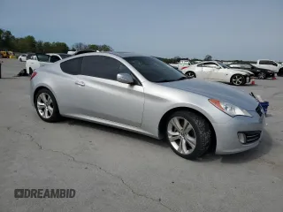 2011 Hyundai Genesis Coupe Grand Touring z VIN KMHHU6KH0BU045993, wystawiony jako Copart lot #53572805 z przebiegiem 61 244 mil mil oraz Szkoda całkowita • Salvage title. Historia ofert i sprzedaży dostępna na DreamBid. Obrazek 4.
