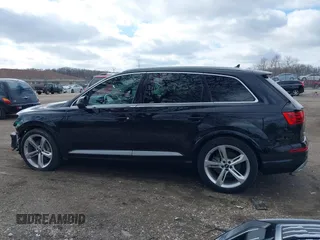 2019 Audi Q7 Prestige with VIN WA1VABF75KD030619, listed as a IAAI auction lot 41865422 with 66,151 mi miles and . Bid and sale history available at DreamBid. Image 15.