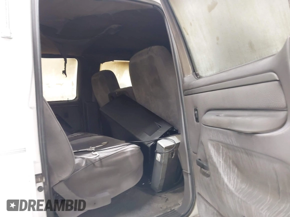 1995 Ford F-350 с VIN 1FTJW36F0SEA42142, выставлен на аукционе IAAI как лот 41818083 с пробегом Не указан миль и . История ставок и продаж доступна на DreamBid. Изображение 8.
