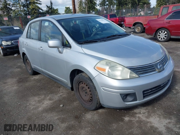 2009 Nissan Versa 1.8 S with VIN 3N1BC11E19L375222, listed as a IAAI auction lot 41736533 with 197,946 mi miles. Bid and sale history available at carsss.com. Image 1.