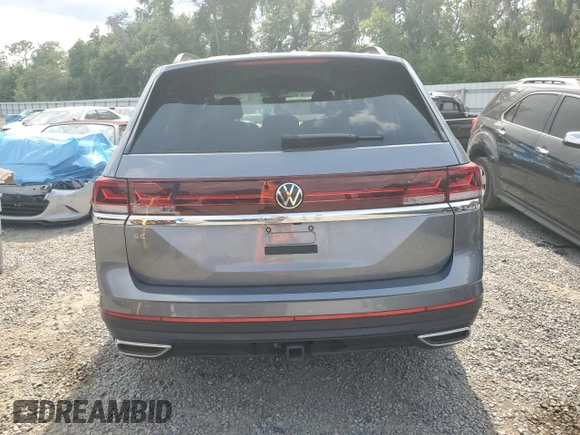2024 Volkswagen Atlas SE z VIN 1V2JR2CA5RC597456, wystawiony jako Copart lot #57634905 z przebiegiem 8 994 mil mil oraz Szkoda całkowita • Salvage title. Historia ofert i sprzedaży dostępna na DreamBid. Obrazek 6.