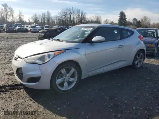 2015 Hyundai Veloster with VIN KMHTC6AD0FU236783, listed as a Copart auction lot 44960295 with 81,757 mi miles and Clean Title. Bid and sale history available at carsss.com. Image 1.