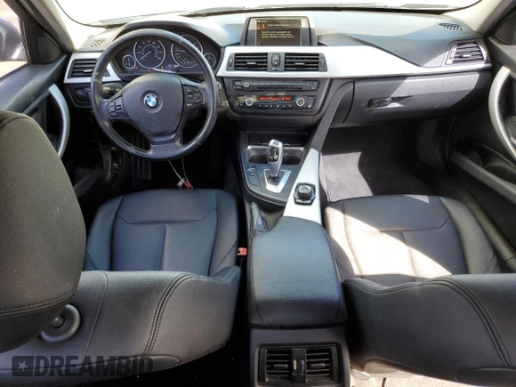 2013 BMW 3 Series 328i с VIN WBA3C1G58DNN93818, выставлен на аукционе Copart как лот 48855045 с пробегом 122 400 миль миль и Списание • Salvage title. История ставок и продаж доступна на DreamBid. Изображение 8.