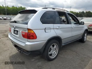 2001 BMW X5 4.4i with VIN WBAFB33581LH21745, listed as a Copart auction lot 67415594 with 0 mi miles and Salvage Title. Bid and sale history available at carsss.com. Image 3.