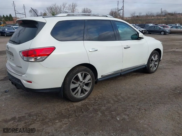2014 Nissan Pathfinder Platinum with VIN 5N1AR2MN7EC690536, listed as a IAAI auction lot 41815660 with 161,754 mi miles. Bid and sale history available at carsss.com. Image 4.