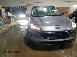 2022 Ford Escape SE z VIN 1FMCU0G66NUA43023, wystawiony jako Copart lot #48254235 z przebiegiem Nie podano mil oraz Szkoda całkowita • Salvage title. Historia ofert i sprzedaży dostępna na DreamBid. Obrazek 13.