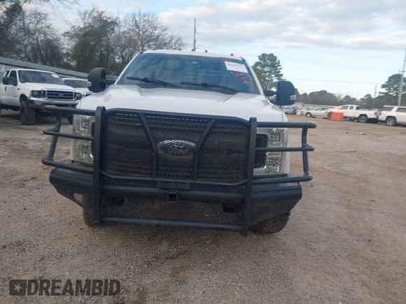 2018 Ford Super Duty F-250 SRW XL with VIN 1FT7W2BT8JEB42178, listed as a IAAI auction lot 41205643 with 196,238 mi miles. Bid and sale history available at carsss.com. Image 12.