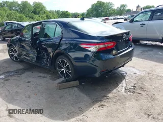 2018 Toyota Camry LE with VIN 4T1B11HK2JU579550, listed as a IAAI auction lot 42309663 with 40,868 mi miles and . Bid and sale history available at DreamBid. Image 3.