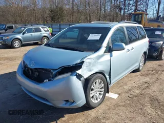 2017 Toyota Sienna XLE Auto Access Seat with VIN 5TDYZ3DCXHS767278, listed as a IAAI auction lot 41639093 with 87,775 mi miles and . Bid and sale history available at DreamBid. Image 17.
