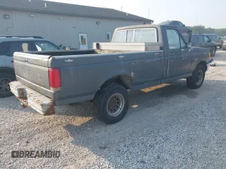 1987 Ford F-250 with VIN 1FTFF25N7HPA33055, listed as a IAAI auction lot 42492336 with 457,819 mi miles and . Bid and sale history available at DreamBid. Image 4.