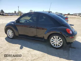 2008 Volkswagen New Beetle Coupe S with VIN 3VWRG31C28M525516, listed as a Copart auction lot 49739345 with 154,798 mi miles and Clean Title. Bid and sale history available at carsss.com. Image 2.