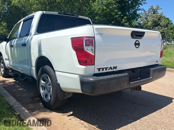 2017 Nissan Titan SV with VIN 1N6AA1EJ7HN539154, listed as a Copart auction lot 55880185 with 133,933 mi miles and Clean Title. Bid and sale history available at DreamBid. Image 3.