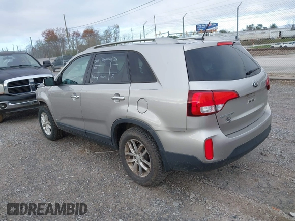 2015 Kia Sorento LX with VIN 5XYKTDA64FG612232, listed as a IAAI auction lot 41894549 with 145,748 mi miles. Bid and sale history available at carsss.com. Image 3.