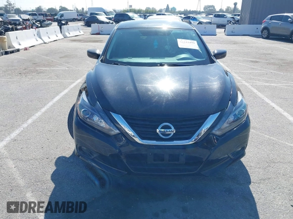 2017 Nissan Altima SL z VIN 1N4AL3AP2HC490191, wystawiony jako IAAI lot #42242495 z przebiegiem 195 261 mil mil oraz . Historia ofert i sprzedaży dostępna na DreamBid. Obrazek 12.