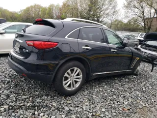 2014 Infiniti QX70 with VIN JN8CS1MU9EM450468, listed as a Copart auction lot 55485575 with 102,261 mi miles and Clean Title. Bid and sale history available at DreamBid. Image 3.