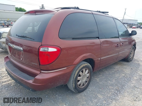 2007 Chrysler Town & Country Limited with VIN 2A8GP64L37R321508, listed as a IAAI auction lot 42058562 with 170,389 mi miles and . Bid and sale history available at DreamBid. Image 4.