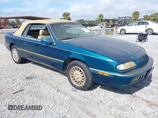 1995 Chrysler LeBaron z VIN 1C3EU4531SF679446, wystawiony jako IAAI lot #41441543 z przebiegiem 105 525 mil mil oraz . Historia ofert i sprzedaży dostępna na DreamBid. Obrazek 1.