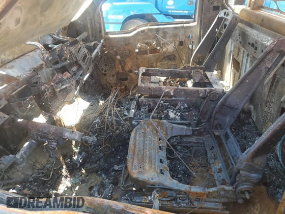 2012 Ford F-350 z VIN 1FTWF3B62CEB84490, wystawiony jako Copart lot #52967615 z przebiegiem Nie podano mil oraz Nie do naprawy • Non repairable. Historia ofert i sprzedaży dostępna na DreamBid. Obrazek 7.