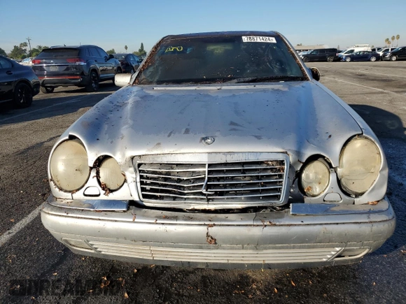 1997 Mercedes-Benz E-Class with VIN WDBJF72F7VA453786, listed as a Copart auction lot 78871424 with 128,304 mi miles and Clean Title. Bid and sale history available at carsss.com. Image 5.