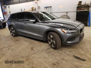 2020 Volvo V60 z VIN YV4102WK1L1035022, wystawiony jako Copart lot #59214433 z przebiegiem 41 211 mil mil oraz . Historia ofert i sprzedaży dostępna na DreamBid. Obrazek 4.