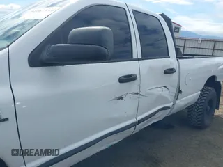 2006 Dodge 3500 SLT z VIN 3D7LX38CX6G191784, wystawiony jako IAAI lot #42267999 z przebiegiem 202 933 mil mil oraz . Historia ofert i sprzedaży dostępna na DreamBid. Obrazek 6.