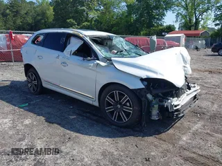 2017 Volvo XC60 Dynamic with VIN YV440MDR3H2225978, listed as a IAAI auction lot 42220780 with Not provided miles and . Bid and sale history available at DreamBid. Image 1.