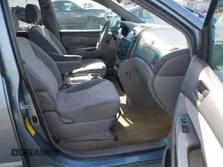 2007 Toyota Sienna CE with VIN 5TDZK23C07S061827, listed as a IAAI auction lot 41978287 with 131,040 mi miles. Bid and sale history available at carsss.com. Image 5.