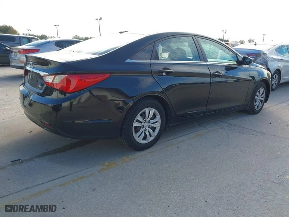 2011 Hyundai Sonata GLS with VIN 5NPEB4AC6BH089532, listed as a IAAI auction lot 41278150 with 230,460 mi miles. Bid and sale history available at carsss.com. Image 4.