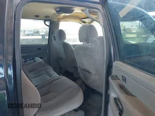 2004 GMC Yukon XL SLT with VIN 1GKEC16T94R194456, listed as a IAAI auction lot 41786559 with 1 mi miles. Bid and sale history available at carsss.com. Image 8.