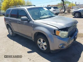 2008 Ford Escape XLT z VIN 1FMCU93168KB33268, wystawiony jako IAAI lot #42098947 z przebiegiem 226 864 mil mil oraz . Historia ofert i sprzedaży dostępna na DreamBid. Obrazek 1.