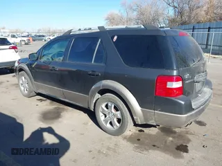 2007 Ford Freestyle SEL with VIN 1FMDK021X7GA39936, listed as a IAAI auction lot 41686286 with 263,088 mi miles. Bid and sale history available at carsss.com. Image 3.