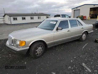 1986 Mercedes-Benz 560 with VIN WDBCA39DXGA239219, listed as a Copart auction lot 82033964 with 181,031 mi miles and Clean Title. Bid and sale history available at DreamBid. Image 1.