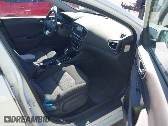 2017 Hyundai Ioniq SEL z VIN KMHC75LC5HU048413, wystawiony jako IAAI lot #42073696 z przebiegiem 81 467 mil mil oraz . Historia ofert i sprzedaży dostępna na DreamBid. Obrazek 5.