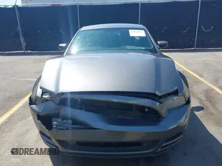 2013 Ford Mustang V6 with VIN 1ZVBP8AM5D5225864, listed as a IAAI auction lot 42167957 with 113,958 mi miles and . Bid and sale history available at DreamBid. Image 12.