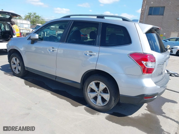 2016 Subaru Forester 2.5i Limited with VIN JF2SJAHCXGH418511, listed as a IAAI auction lot 41978981 with 146,691 mi miles. Bid and sale history available at carsss.com. Image 3.