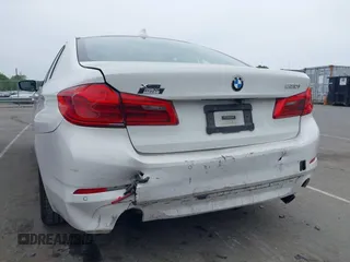 2018 BMW 5 Series 530i xDrive with VIN WBAJA7C5XJG907944, listed as a IAAI auction lot 42290336 with 111,512 mi miles and . Bid and sale history available at DreamBid. Image 6.