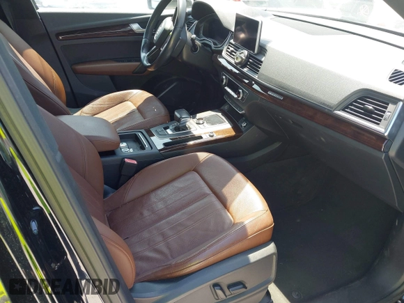 2018 Audi Q5 Premium Plus z VIN WA1BNAFY7J2231166, wystawiony jako IAAI lot #42048232 z przebiegiem 81 818 mil mil oraz . Historia ofert i sprzedaży dostępna na DreamBid. Obrazek 5.