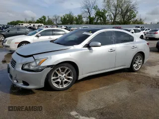 2010 Nissan Maxima SV z VIN 1N4AA5AP0AC808025, wystawiony jako Copart lot #53896335 z przebiegiem Nie podano mil oraz Szkoda całkowita • Salvage title. Historia ofert i sprzedaży dostępna na DreamBid. Obrazek 1.