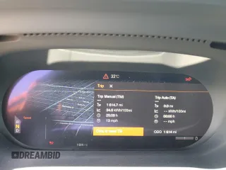 2024 Polestar 2 z VIN YSMFE3KA7RL246692, wystawiony jako Copart lot #69330624 z przebiegiem 1614 mil mil oraz Szkody całkowita. Historia ofert i sprzedaży dostępna na DreamBid. Obrazek 9.