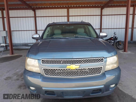 2009 Chevrolet Suburban LTZ with VIN 1GNFC36J29R293712, listed as a IAAI auction lot 42577800 with 202,593 mi miles and . Bid and sale history available at DreamBid. Image 6.