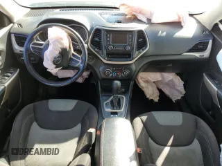 2017 Jeep Cherokee Sport with VIN 1C4PJLABXHW654803, listed as a Copart auction lot 46879225 with 138,377 mi miles and Salvage title. Bid and sale history available at DreamBid. Image 8.