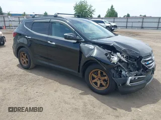 2017 Hyundai Santa Fe 2.4L z VIN 5XYZUDLB2HG383526, wystawiony jako IAAI lot #42483139 z przebiegiem 107 903 mil mil oraz . Historia ofert i sprzedaży dostępna na DreamBid. Obrazek 1.