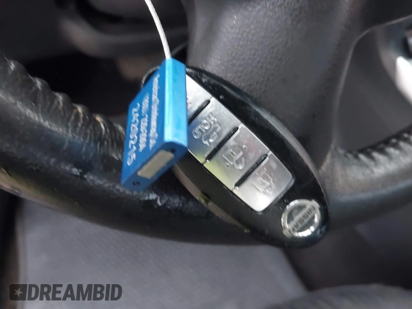 2016 Nissan Sentra SR with VIN 3N1AB7AP8GL652383, listed as a IAAI auction lot 42111211 with 140,984 mi miles and . Bid and sale history available at DreamBid. Image 11.