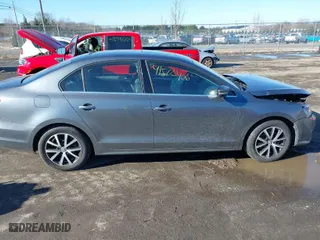 2017 Volkswagen Jetta 1.4T SE with VIN 3VWB67AJ7HM299130, listed as a IAAI auction lot 41572406 with 115,898 mi miles. Bid and sale history available at carsss.com. Image 13.
