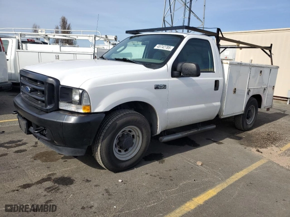 2003 Ford Super Duty F-250 XL with VIN 1FTNF20LX3EB80038, listed as a Copart auction lot 45742785 with 980,885 mi miles and Clean Title. Bid and sale history available at carsss.com. Image 1.