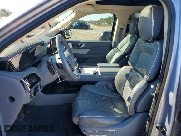 2019 Lincoln Navigator Black Label with VIN 5LMJJ2TT6KEL18996, listed as a Copart auction lot 47474405 with 94,110 mi miles and Salvage title. Bid and sale history available at DreamBid. Image 7.