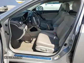 2010 Acura TSX z VIN JH4CU2F64AC043439, wystawiony jako Copart lot #56867925 z przebiegiem 132 620 mil mil oraz Szkoda całkowita • Salvage title. Historia ofert i sprzedaży dostępna na DreamBid. Obrazek 7.