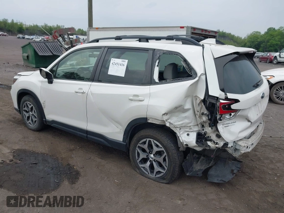 2020 Subaru Forester Premium with VIN JF2SKAJC2LH607154, listed as a IAAI auction lot 42451416 with 27,999 mi miles and . Bid and sale history available at DreamBid. Image 3.