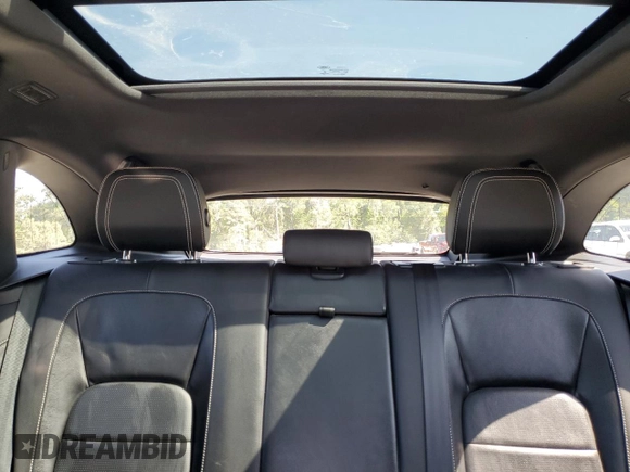 2018 Jaguar F-Pace S z VIN SADCM2FV4JA250891, wystawiony jako Copart lot #52777325 z przebiegiem 131 858 mil mil oraz Szkody całkowita. Historia ofert i sprzedaży dostępna na DreamBid. Obrazek 10.
